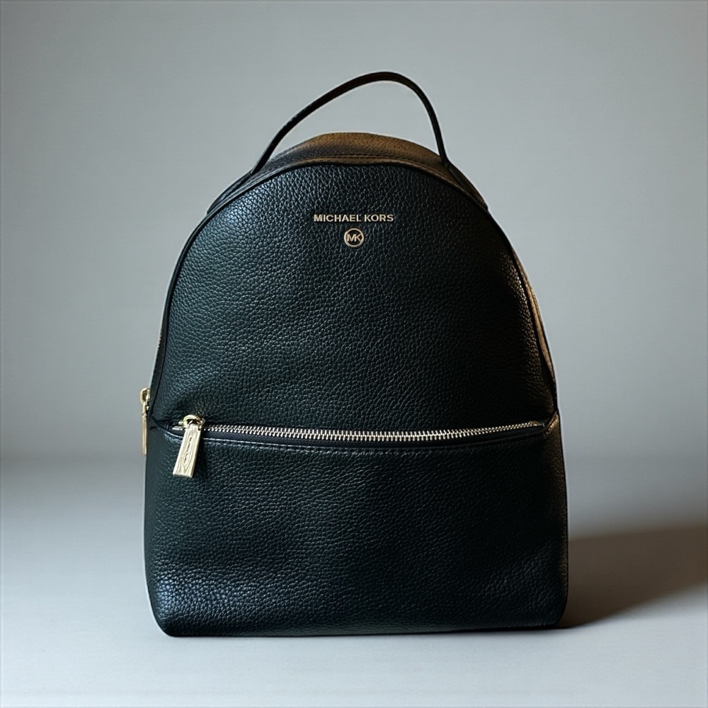 Michael Kors Pebbled Leather Backpack Black Gold Hardware EUC - Picture 6 of 9